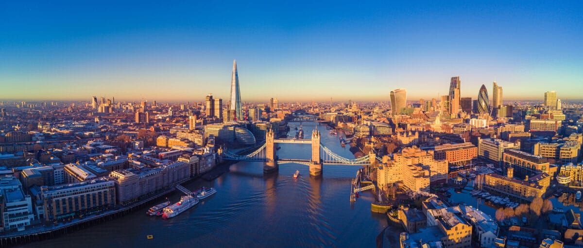 Aerial,Panoramic,Cityscape,View,Of,London,And,The,River,Thames,